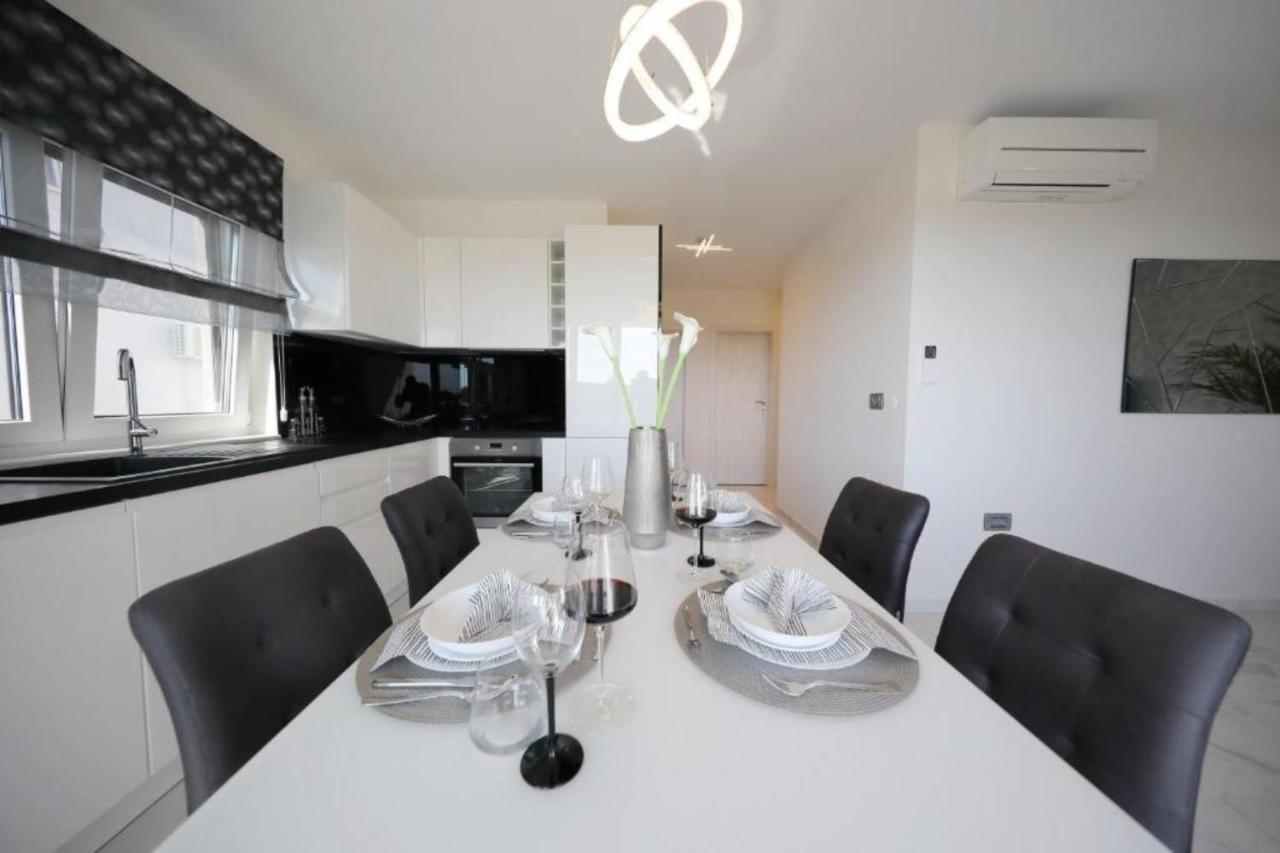 Luxury Majpruz Suites I Zara Esterno foto