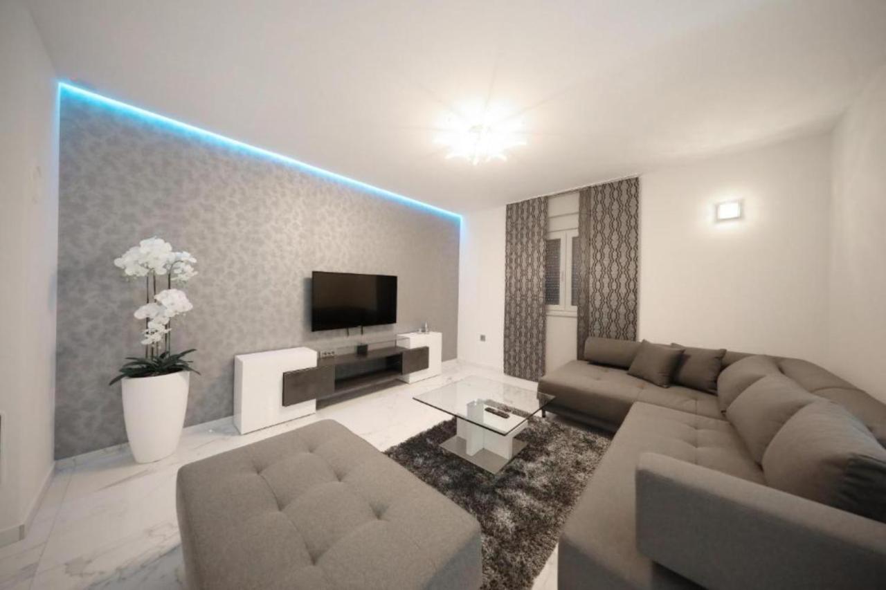 Luxury Majpruz Suites I Zara Esterno foto