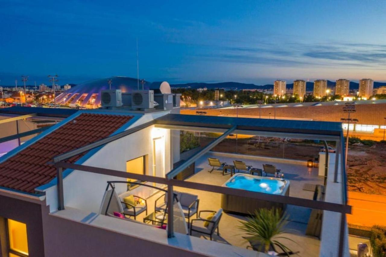 Luxury Majpruz Suites I Zara Esterno foto