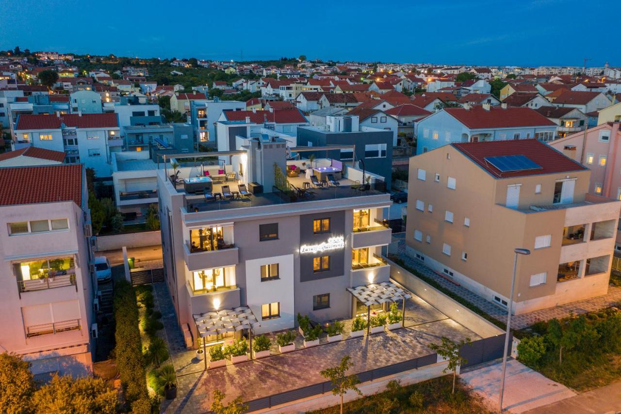 Luxury Majpruz Suites I Zara Esterno foto